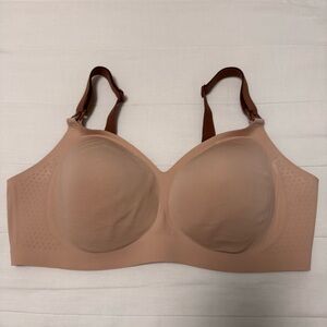 Momcozy Seamless Wireless nursing Bra in Light nude and brown straps Size XL